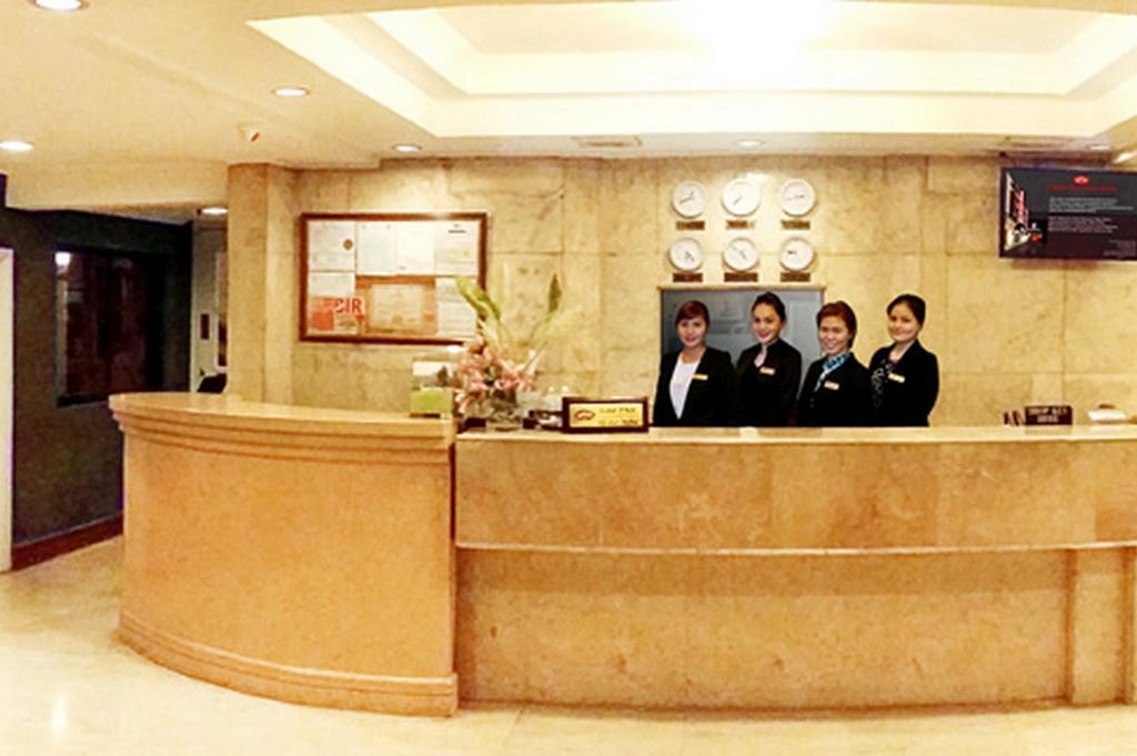Cherry Blossoms Hotel Манила Экстерьер фото