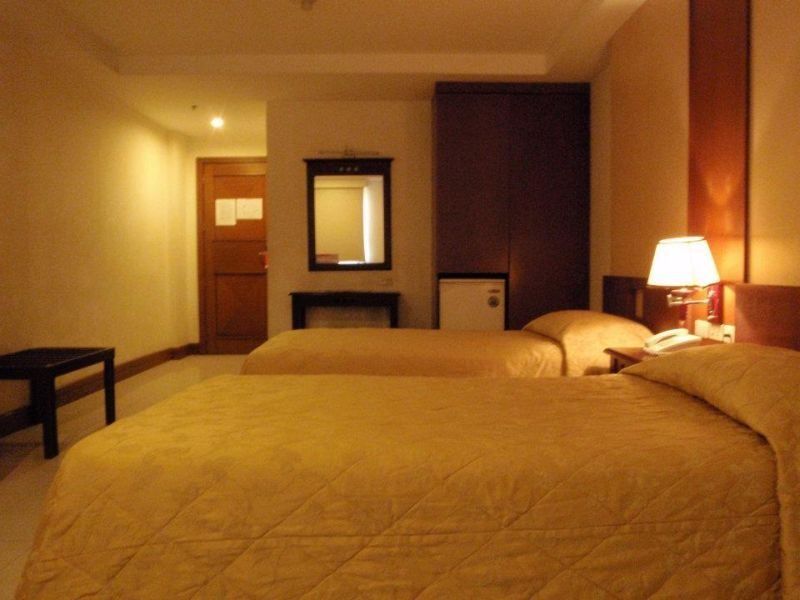 Cherry Blossoms Hotel Манила Экстерьер фото